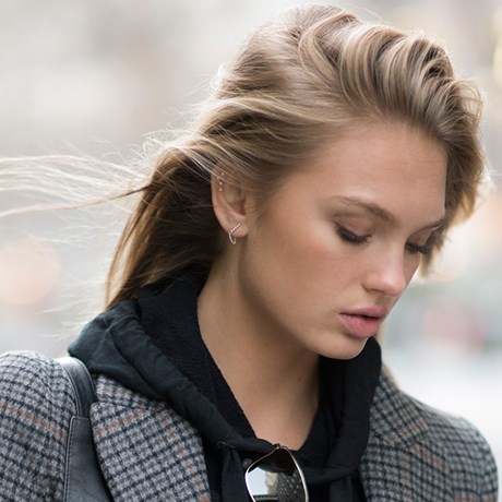 Body Care Fixes For Your Top Winter Skin Woes - Romee Strijd