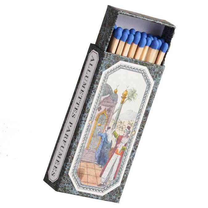 Officine Universelle Buly Scented Matches in Alexandri