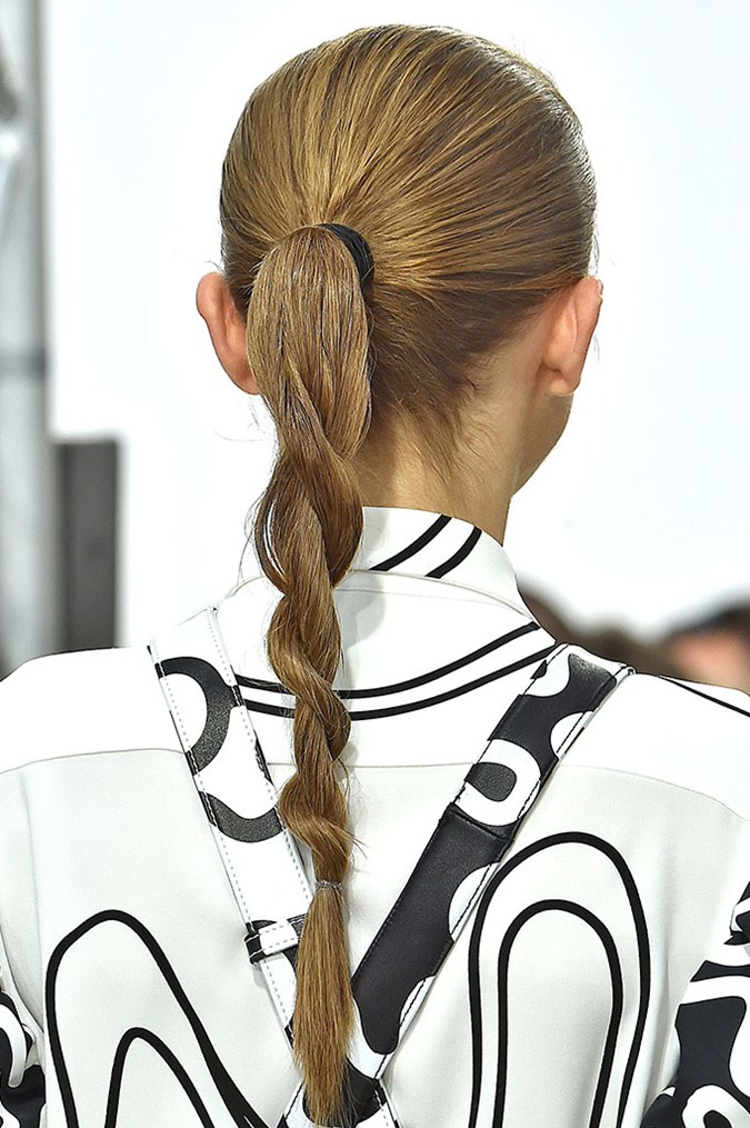 4 Runway Hairstyles To Add To Your Repertoire