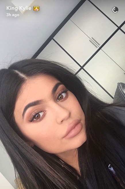 Kylie Jenner Launches Her First Eyeshadow Palette | BEAUTY/crew