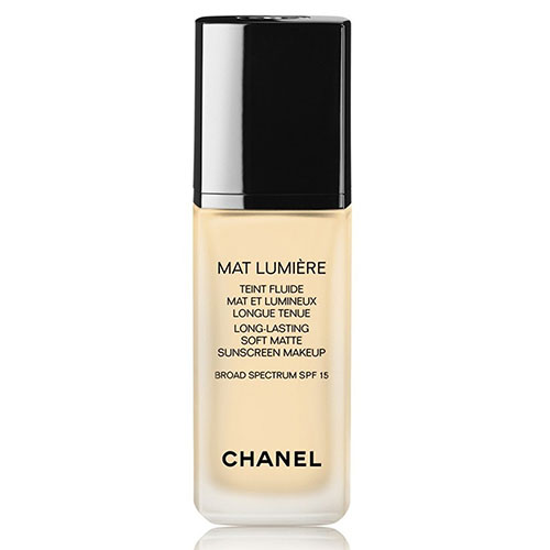 CHANEL Mat Lumiére Long Lasting Luminous Matte Fluid Makeup SPF 15 Review   BEAUTYcrew