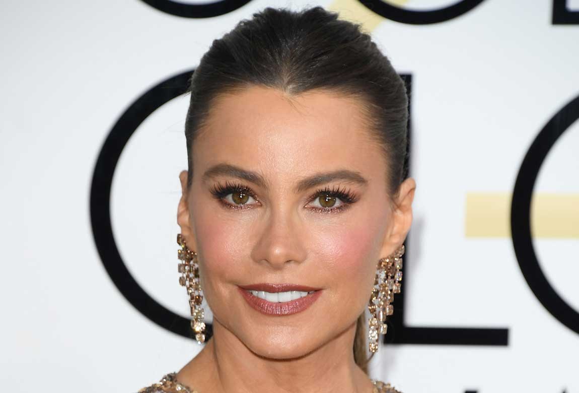 How To Copy Sofia Vergara’s Golden Globes Makeup BEAUTY/crew