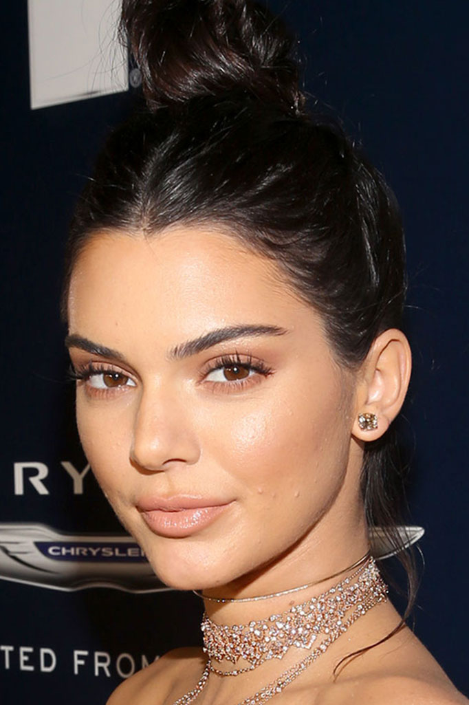 Kendall Jenner Shares Her Top Tips For Perfect Brows | BEAUTY/crew