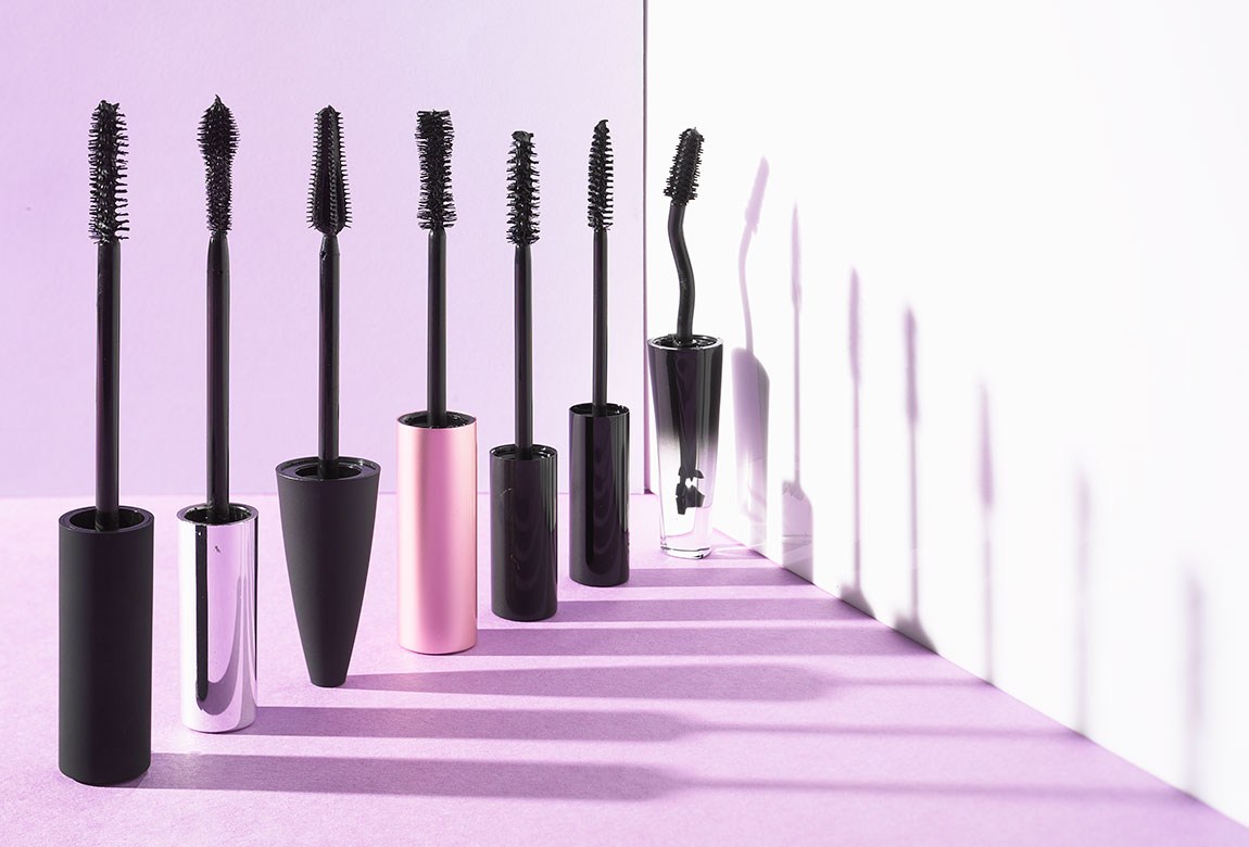 What The Shape Of Your Mascara Brush Means BEAUTY/crew