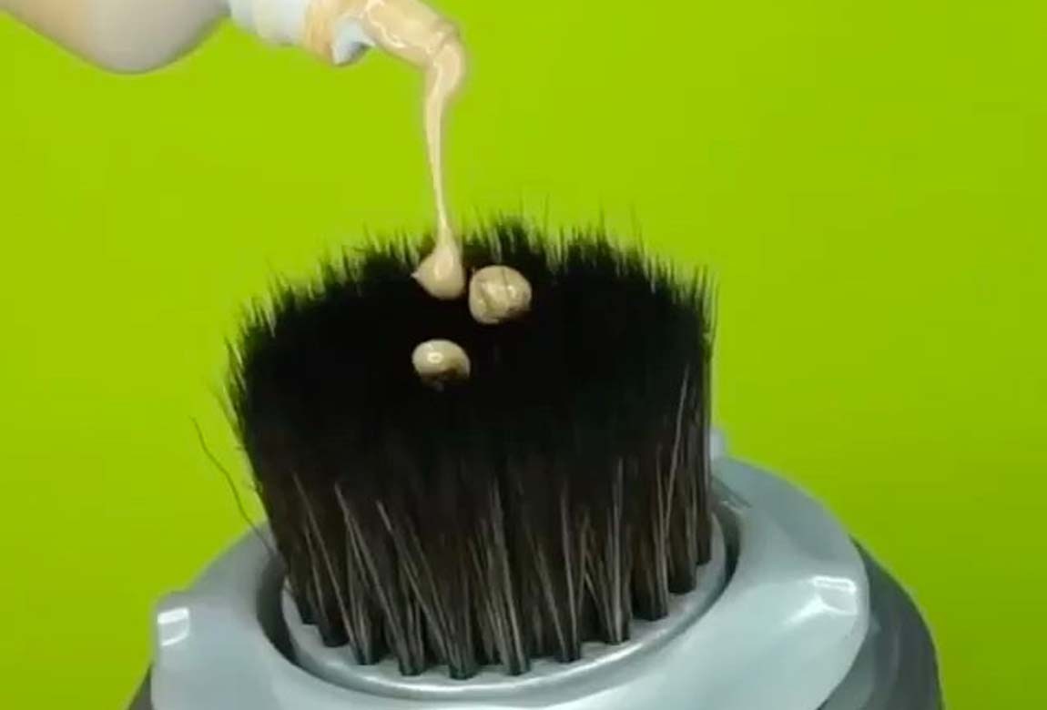 Clarisonic Now Has A Foundation Blending Brush Head BEAUTY/crew