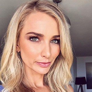 Anna Heinrich Everyday Makeup Routine
