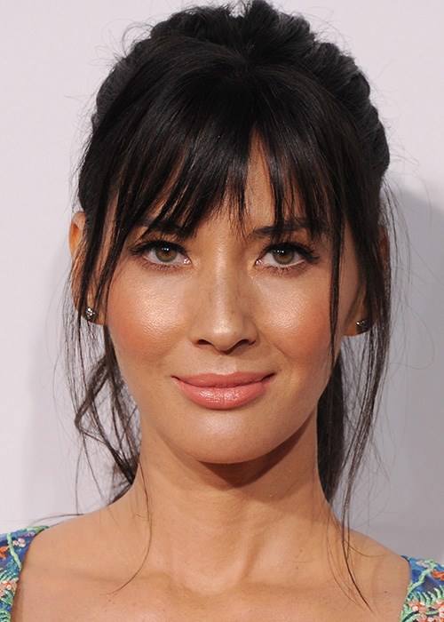 Simple Steps For The Perfect Summer Makeup Base - Olivia Munn