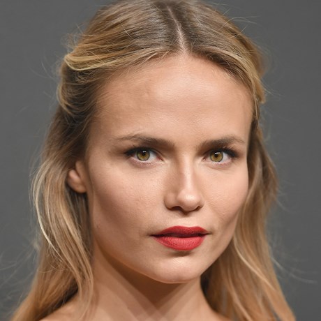 Effortless Yet Sizzling Ways To Wear Your Summer Makeup - Natasha Poly