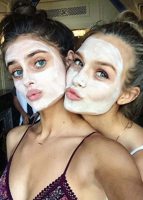Taylor hill and josephine Skriver face mask