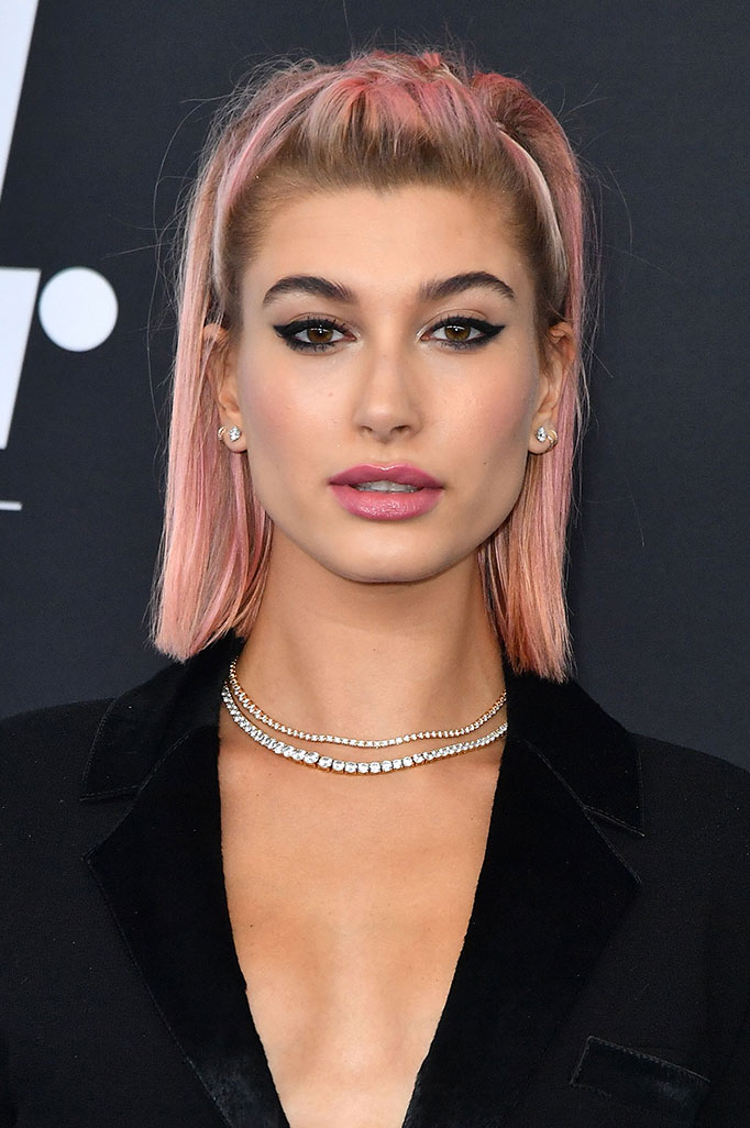 La Vie Beauty Concept - If you have a square shaped face, you and Hailey  Baldwin AKA Hailey Beiber are slayin' this face shape! Choose hairstyles  that soften your jawline! The best