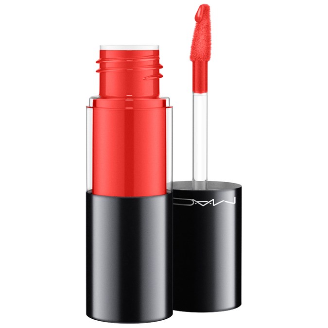 MAC Cosmetics Versicolour Varnish in Varnishly Red