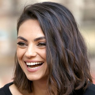How to Take Off Eyelash Extensions at Home - Mila Kunis