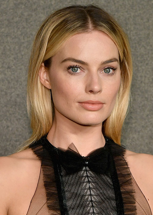 Margot Robbie Celebrity Porn - Margot Robbie's Makeup Artist's Trick For Finding The Perfect Nude Lipstick  | BEAUTY/crew