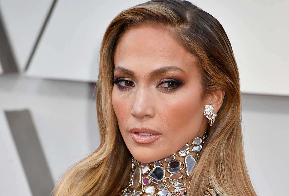 8 Jennifer Lopez Beauty Looks That Serve Some Major Bridal Inspo |  BEAUTY/crew