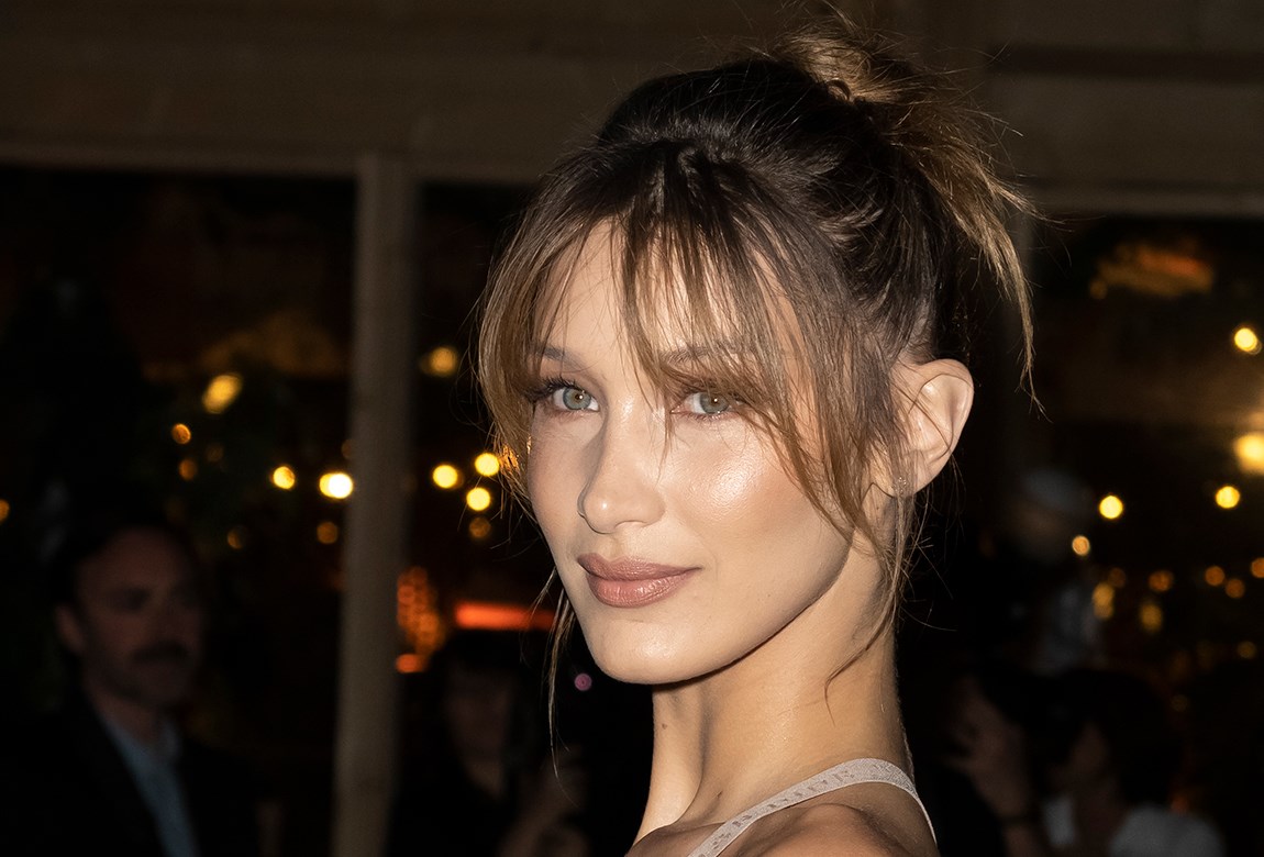 Bella Hadid's Latest Holiday Hairstyle Is So Easy To Copy | BEAUTY/crew
