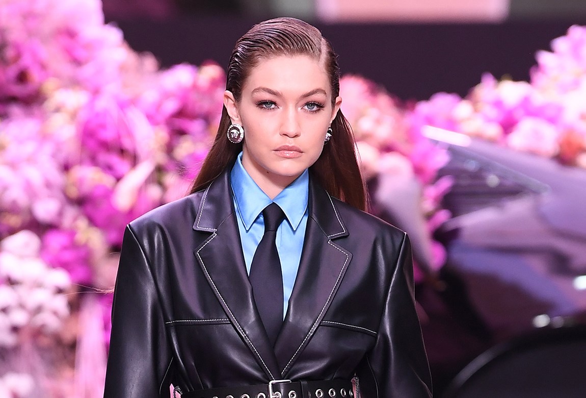 Gigi Hadid's Versace Menswear Spring/Summer 2020 Runway Beauty