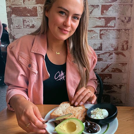What Fitness Influencer Steph Claire Smith Eats While Travelling