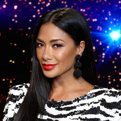Nicole Scherzinger Can’t Live Without This Lip Liner