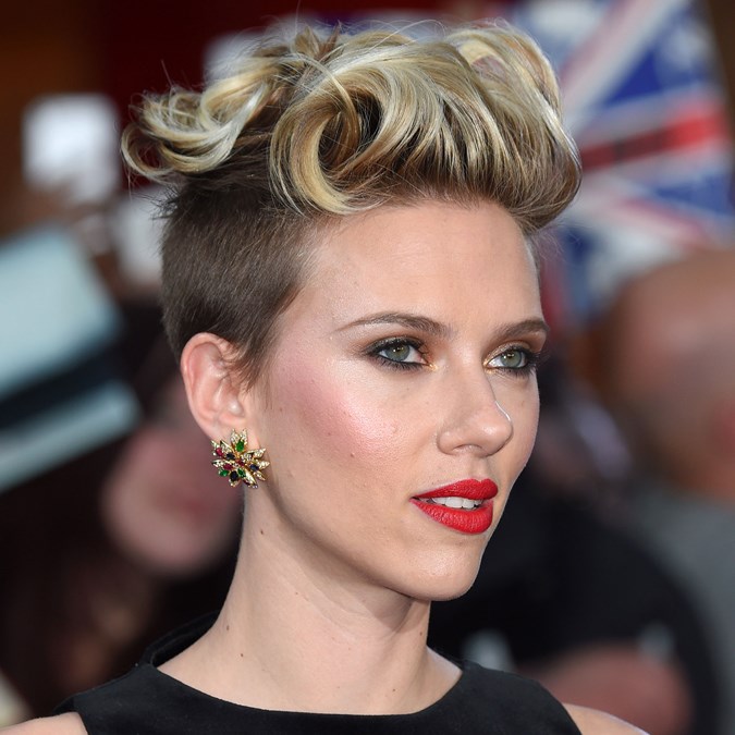 Scarlett Johansson Short Hair Bob Pixie Undercut More Beauty Crew