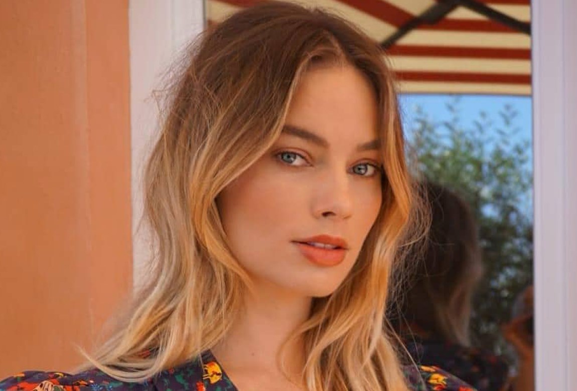 Margot Robbie Just Debuted The Summer Beauty Inspo Of Your Dreams