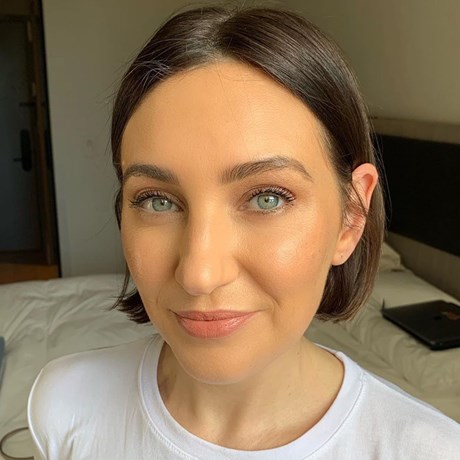 Zoë Foster Blake Reveals Her Go-To Treatment For Always-Fluttery Lashes