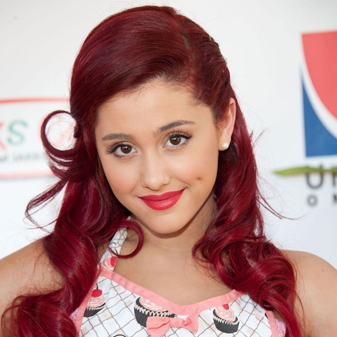 Ariana Grande Hair: Ponytail, Short, Natural & More