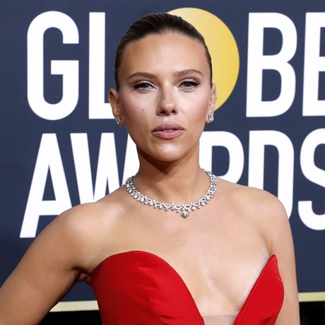 The $12 Serum Responsible For Scarlett Johansson's Flawless Skin At The Golden Globes