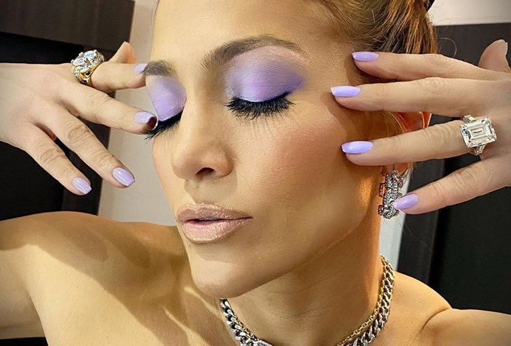 J.Lo Just Showed Us How To Nail The Matchy-Matchy Beauty Trend