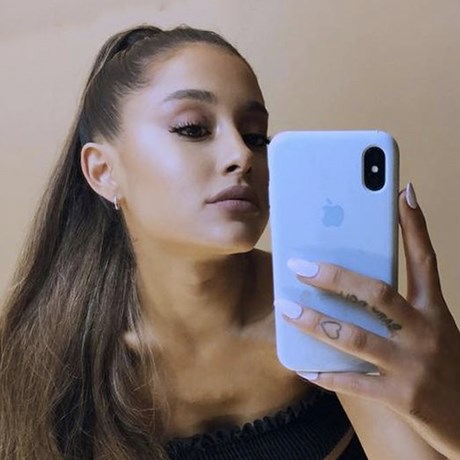 Ariana Grande’s trick for keeping her nails looking salon-fresh in self-iso