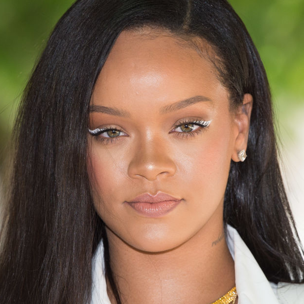 White Eyeliner: How To Wear The Celebrity Trend | BEAUTY/crew