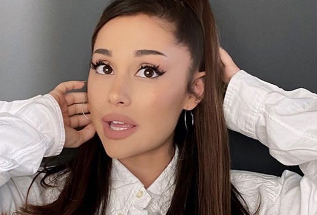 How to Achieve Ariana Grande's Blue Grey Hair Color - wide 8