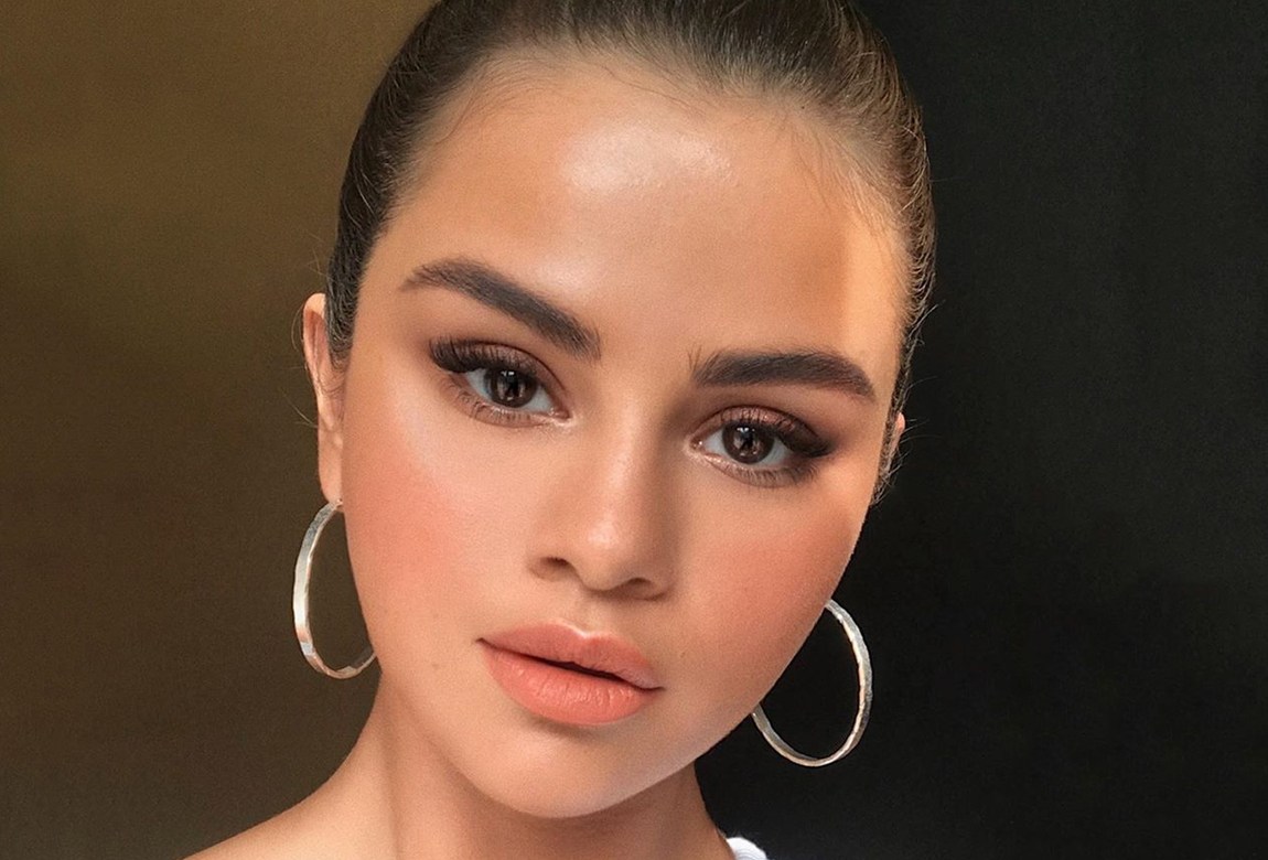 The Best Matte Foundations For Oily Skin BEAUTY/crew