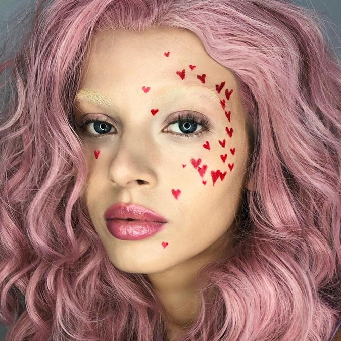 Bleached Brows Trend A Makeup Artist's Guide To Mastering It BEAUTY/crew