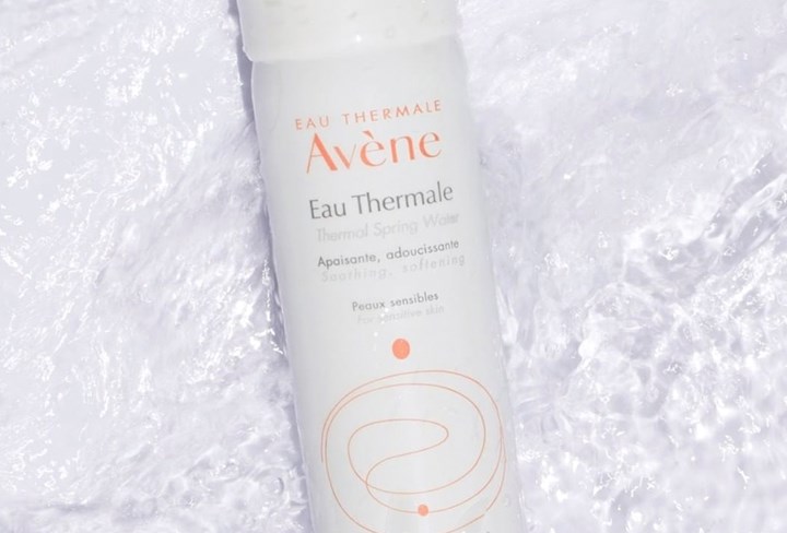 Avene Eau Thermal Spring Water Soothing, Calming Facial mist Spray For  Sensitive Skin 300 ml 