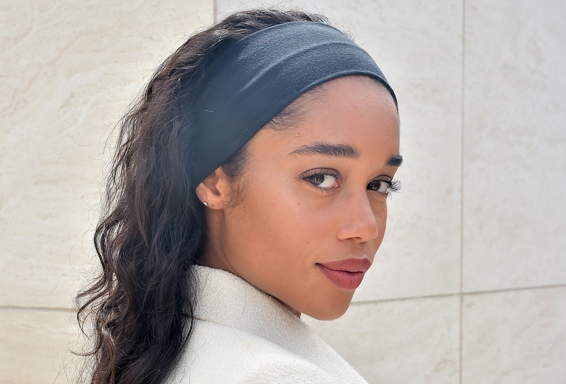 Chunky Headbands Are Back, According To Fashion Week BEAUTY/crew