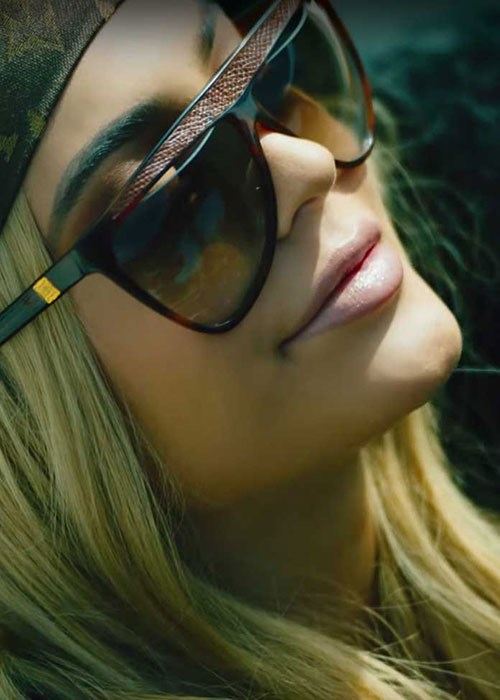 Kylie Jenner: Glosses (Music Video 2016) - IMDb
