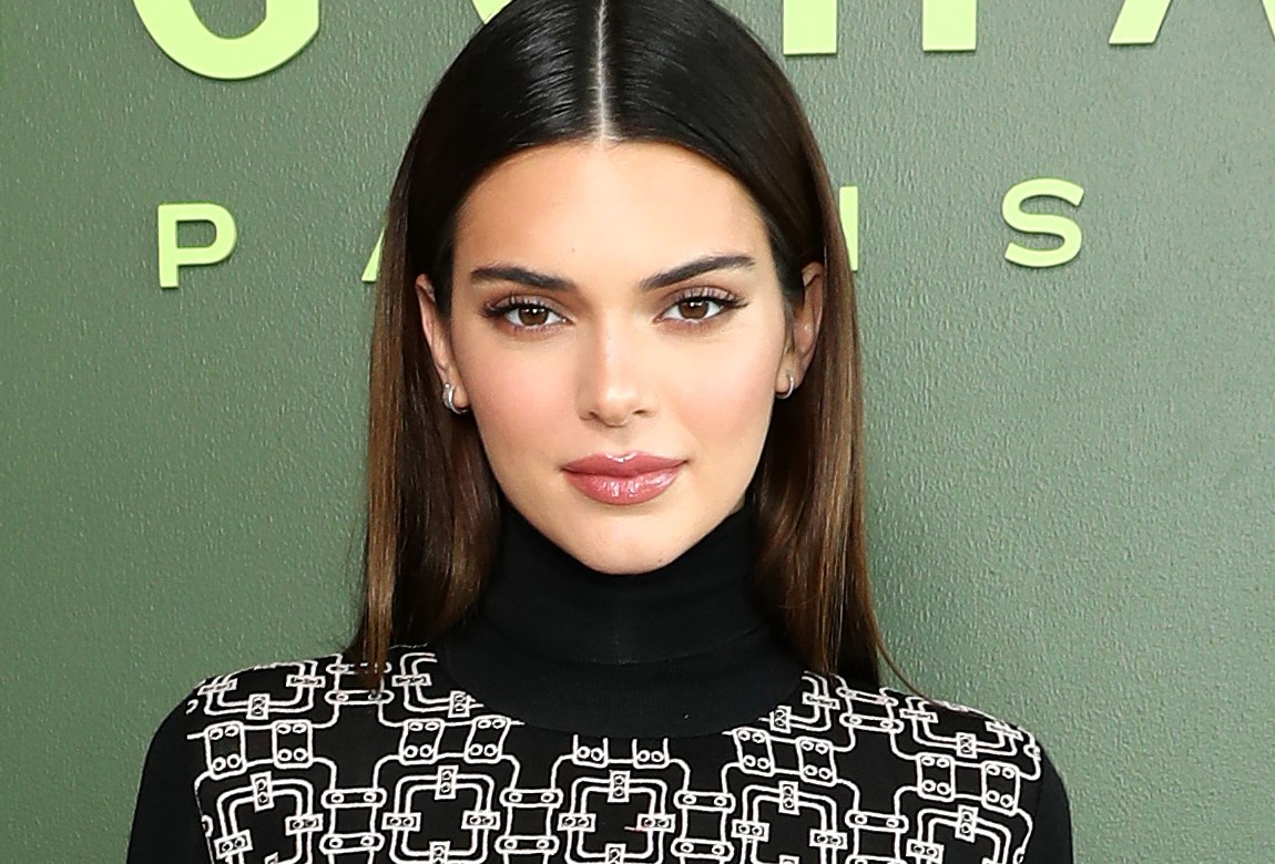 Kendall Jenner's Ice Skin Tool Is Contour Cube