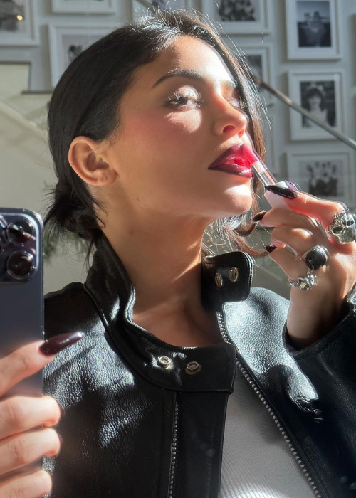 Chia sẻ hơn 81 về dior blush kylie jenner uses hay nhất cdgdbentre.edu.vn